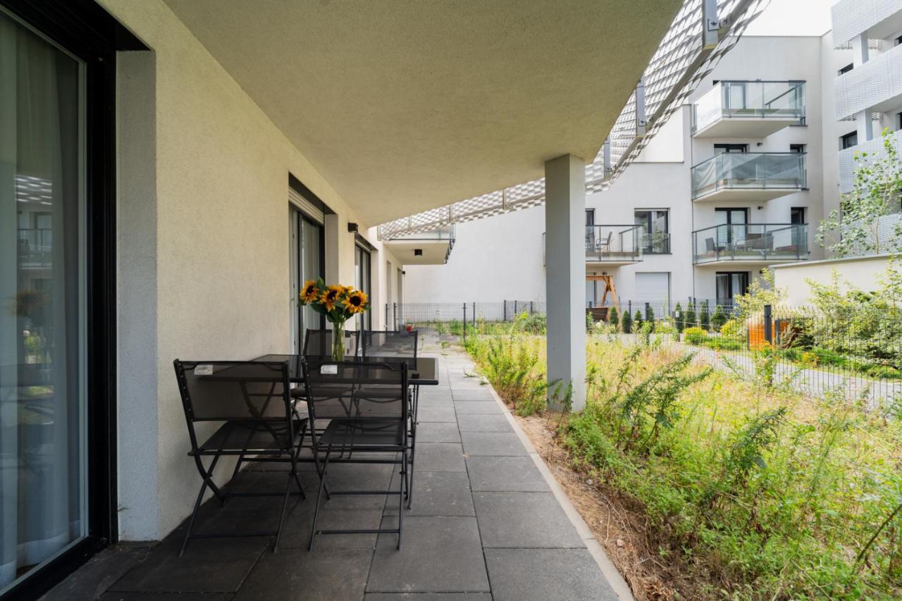 Big Apart - Atal Towers - 3 Rooms - Private Parking Place Wrocław Exteriör bild